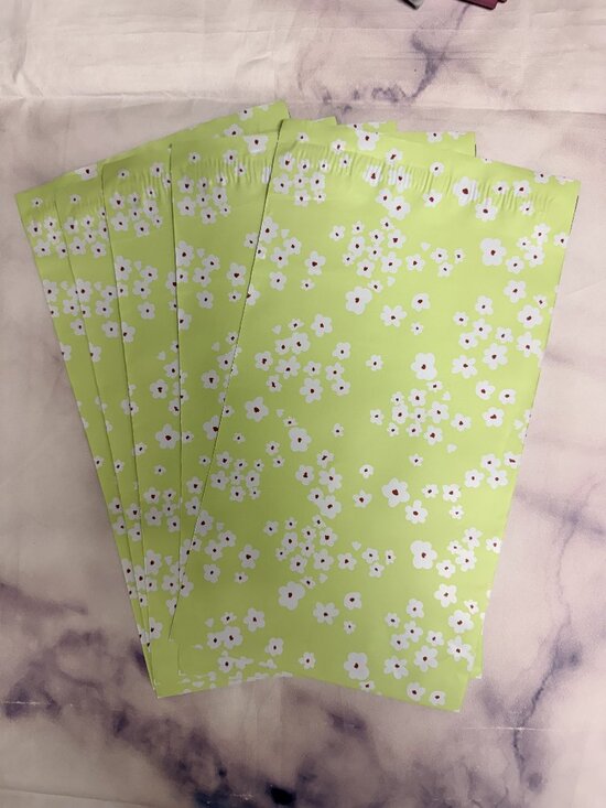 Other - 40 Wildflowers Designer 6x9 polymailers